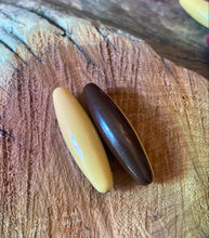 Load image into Gallery viewer, Vintage Long Oval Acrylic beads