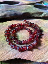 Load image into Gallery viewer, Garnet Chip beads