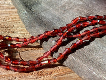 Load image into Gallery viewer, 3mm Garnet Drop