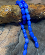 Load image into Gallery viewer, Cat Eye Beads BLUE

