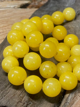 Load image into Gallery viewer, Yellow Jade beads
