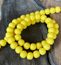 Load image into Gallery viewer, 8mm Yellow Rubber coated Glass beads
